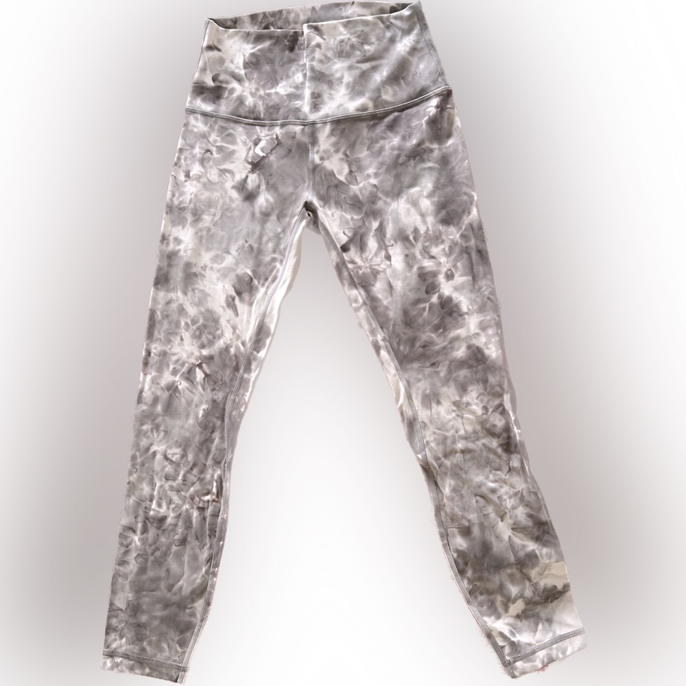 Lululemon Diamond Dye Berry Gray legging size 6